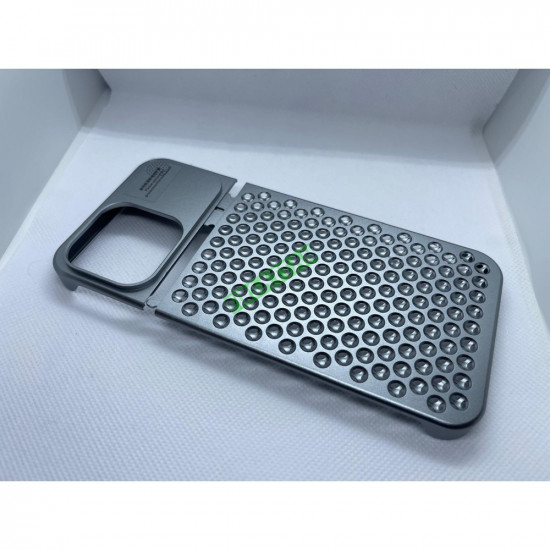 Apple iPhone 14 Pro Max Luxury Çelik Kılıf Apple iPhone 14 Pro Max Luxury Çelik Kılıf